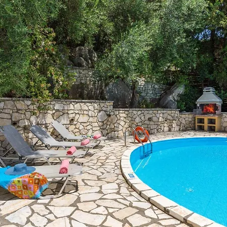 Xanthipi Villa *