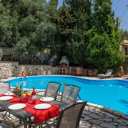 Xanthipi Villa